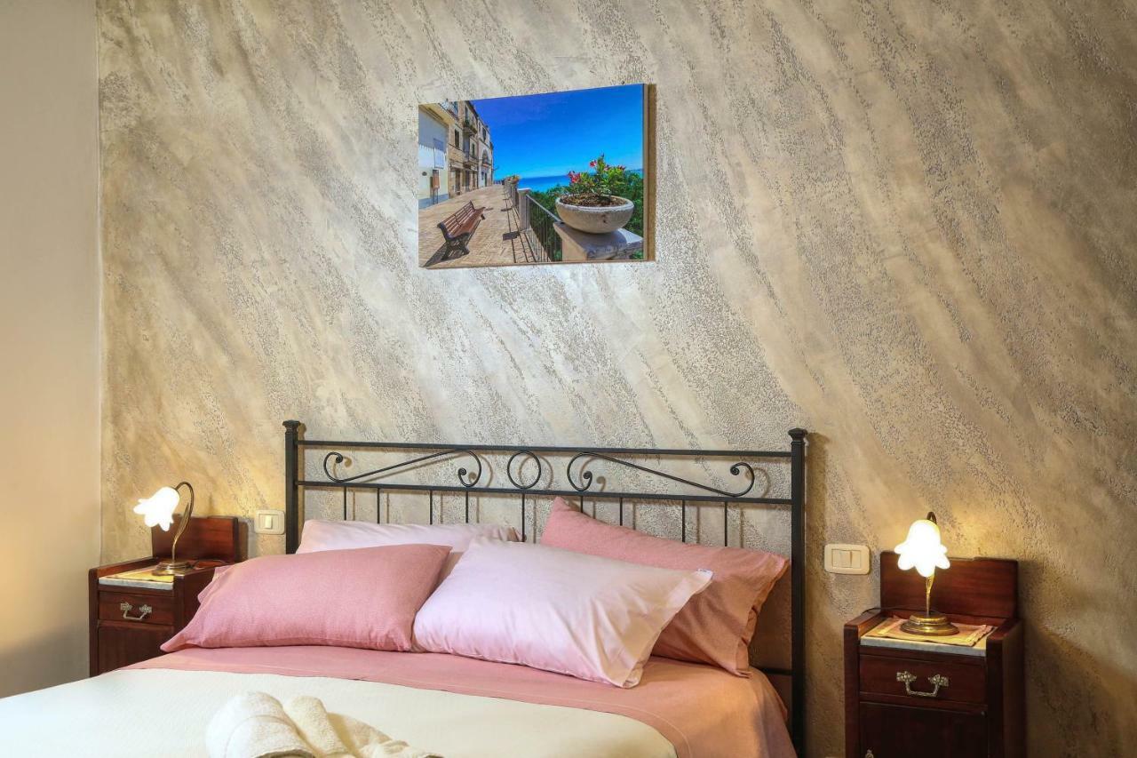 Le Mansardine Bed & Breakfast Vasto Eksteriør bilde